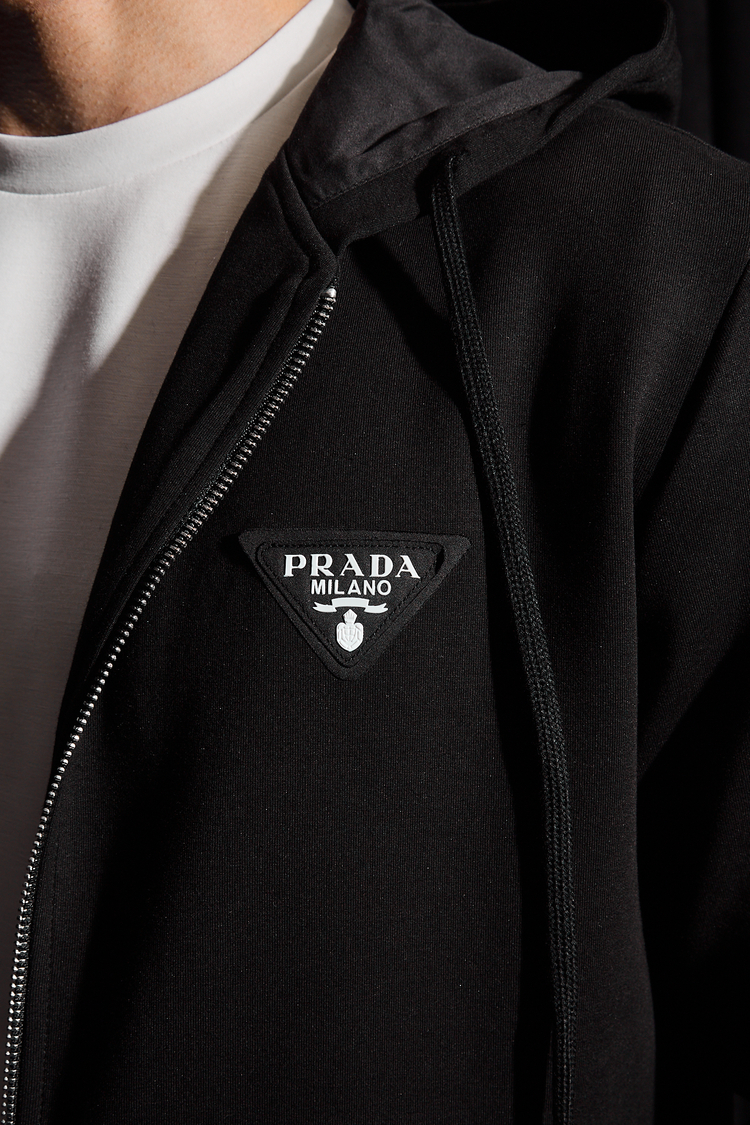 Prada kapüşonlu hırka 