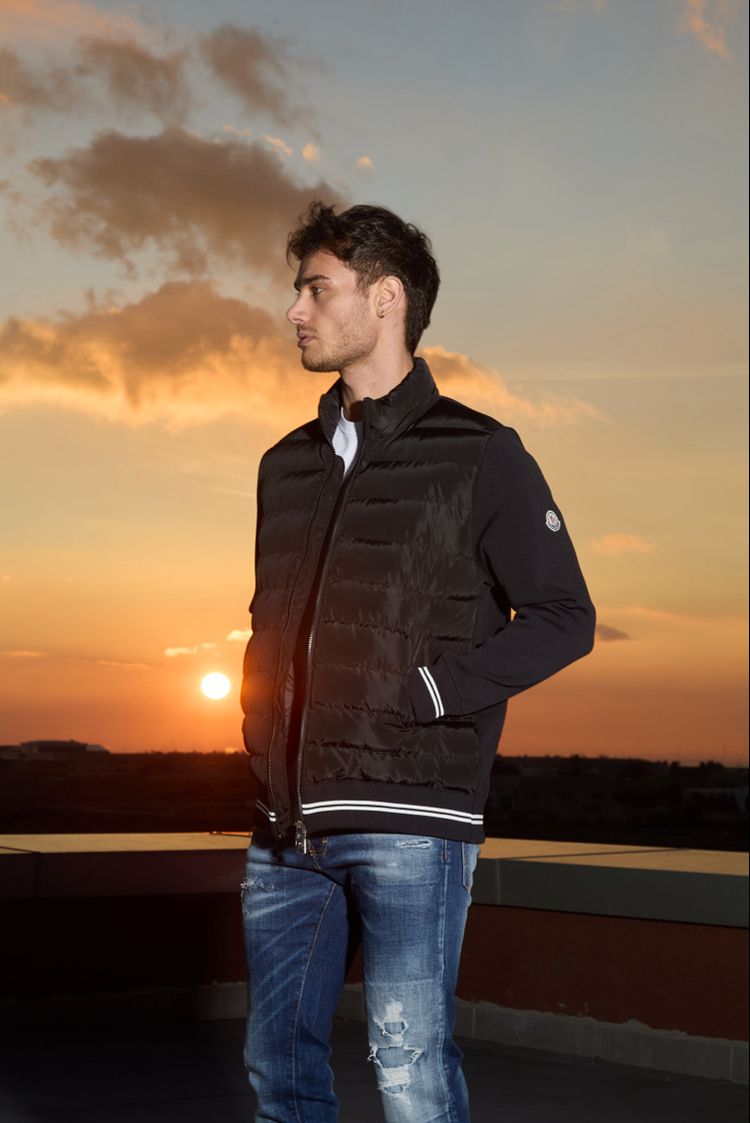 Moncler Çelik örme detaylı mont 