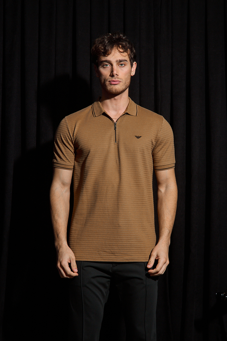 Armani Yarım Fermuarlı Yakalı T-Shirt