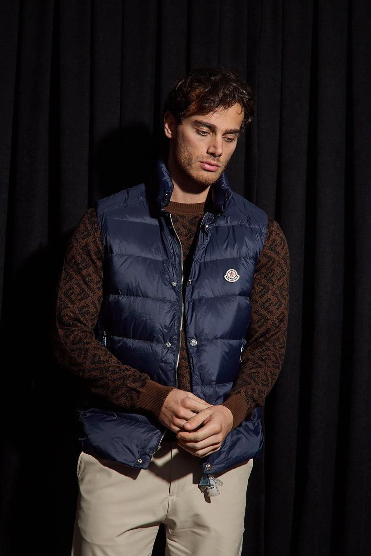 Moncler Yelek