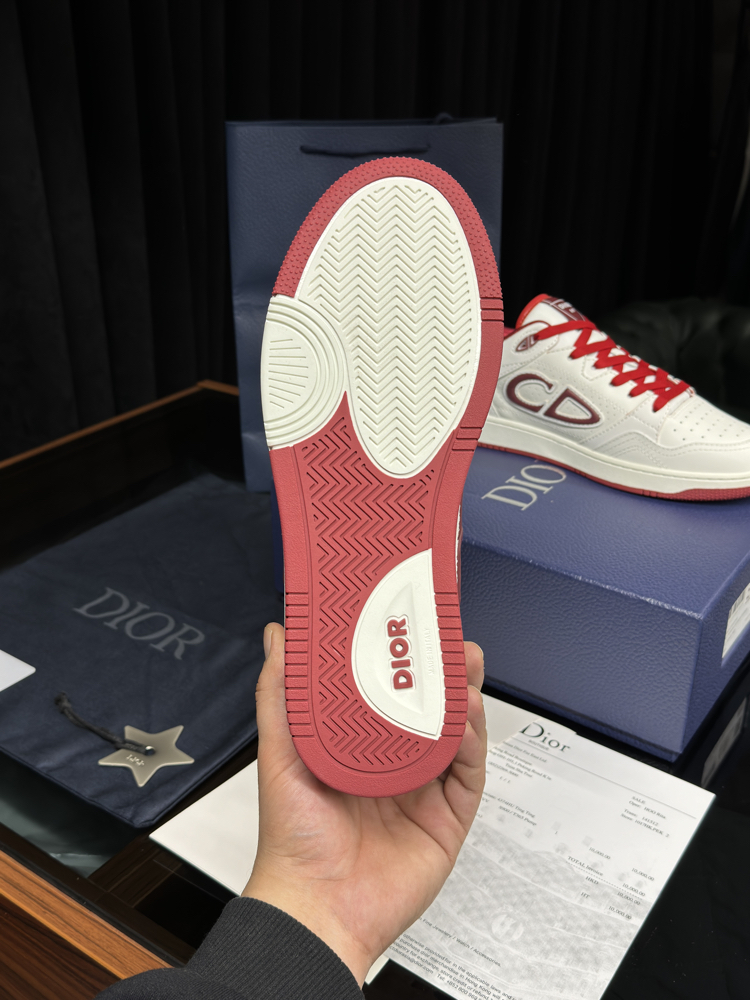 Dior sneakers