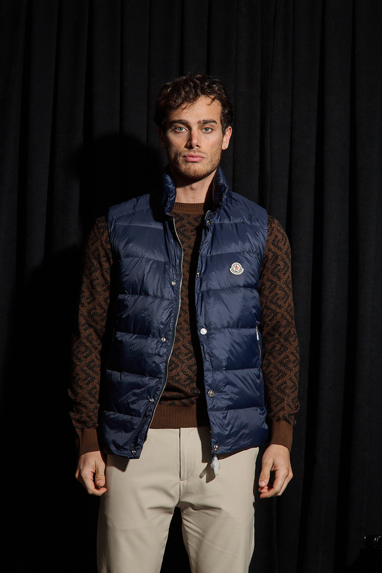Moncler Yelek