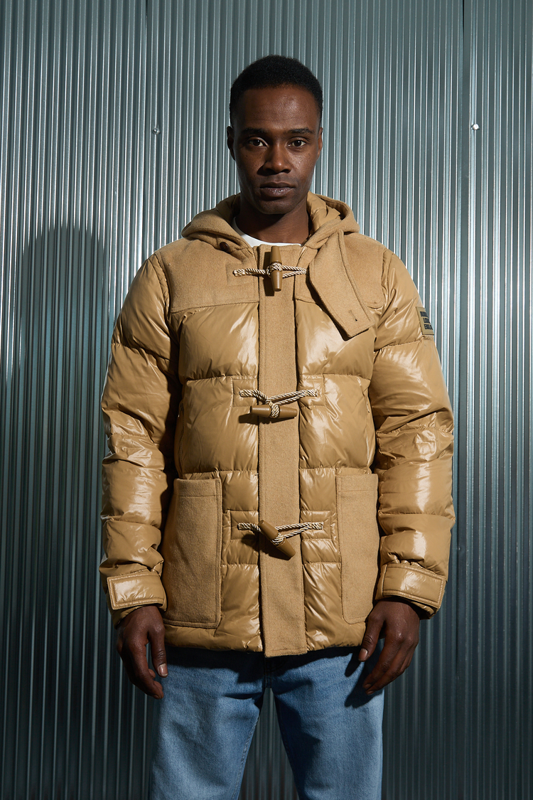 Burberry Kaşmir Detaylı Kaz Tüyü Mont
