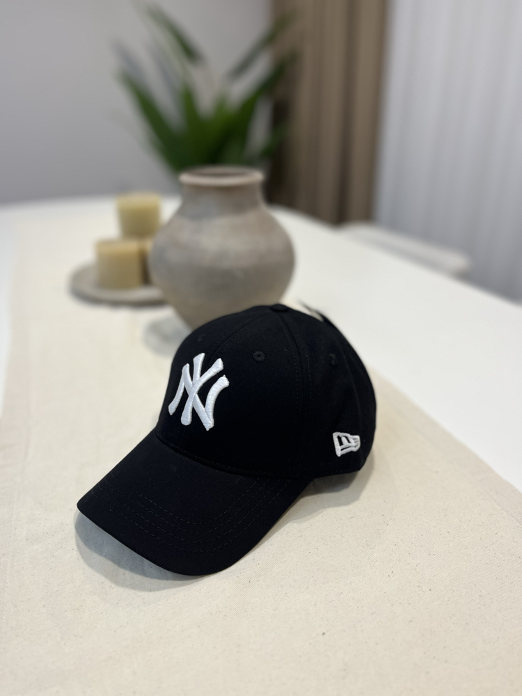 New era şapka