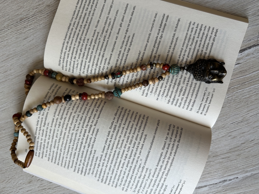 Doğal Taş Detaylı El Yapımı Budha Kolye 