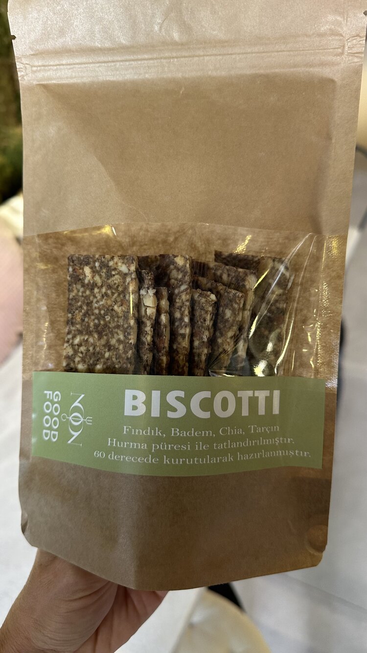 Fındıklı bademli biscotti
