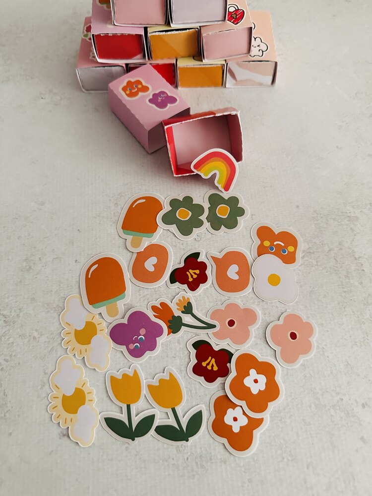 Kutulu Sticker