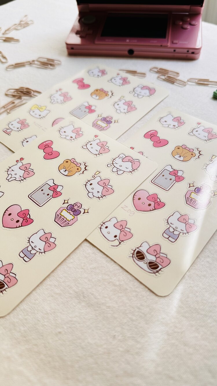 Hello Kitty Sticker
