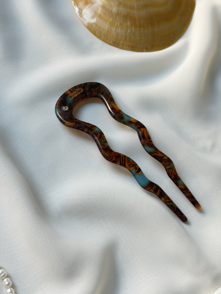 Hairclip