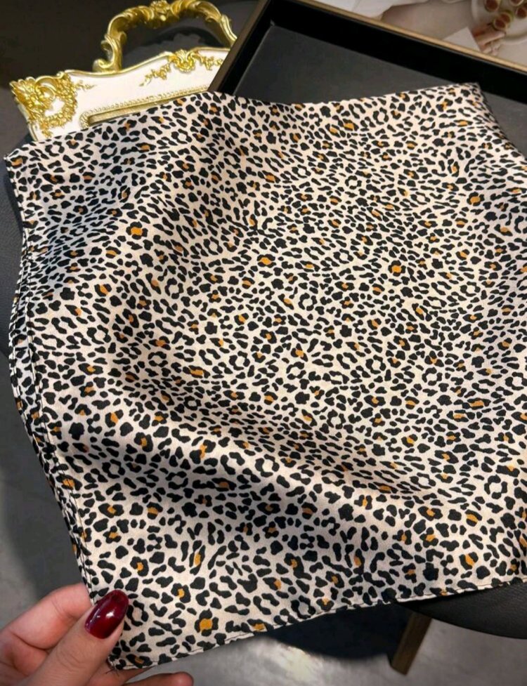Leopar Desen Fular 