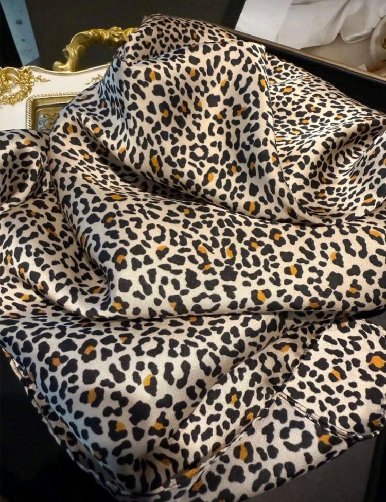 Leopar Desen Fular 