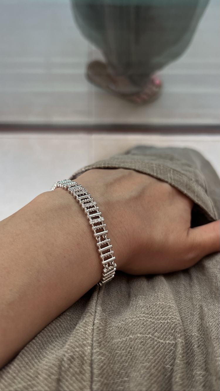 NuMu Jewelry | Selene Bracelet (Silver Tone) ✨