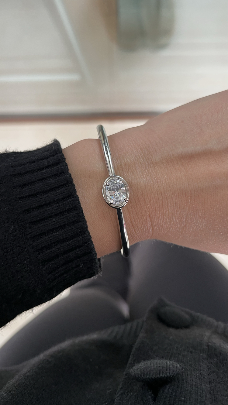 NuMu Jewelry | Ovalframe Silver Cuff ✨
