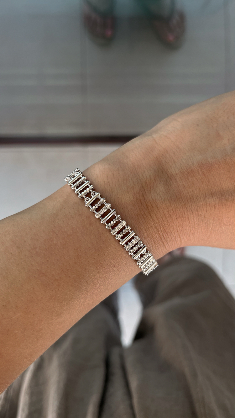 NuMu Jewelry | Selene Bracelet (Silver Tone) ✨