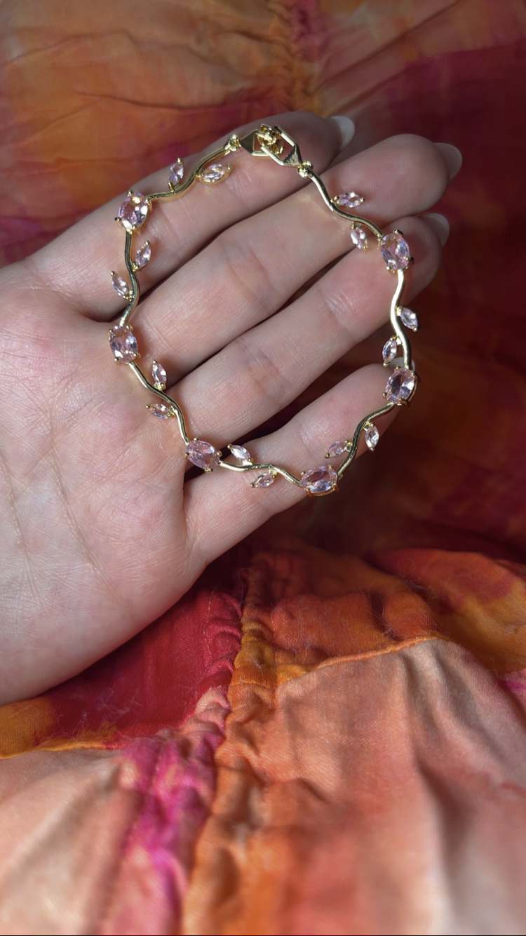 NuMu Jewelry | Ivy Bracelet – Blush ✨