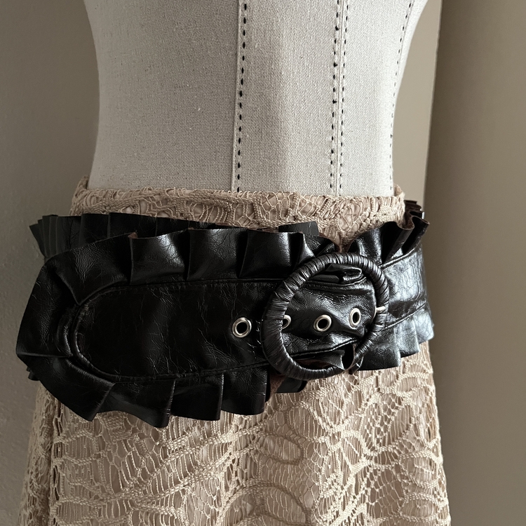 Vintage leather belt 