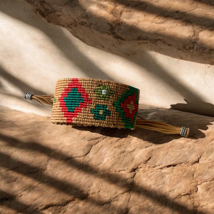 Kilim desen kalın makrome bileklik