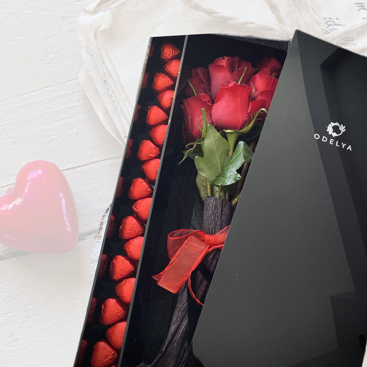 Love (Box of Roses)
