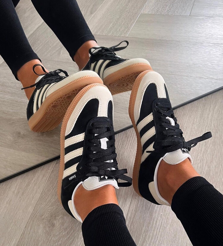 Samba Core Black