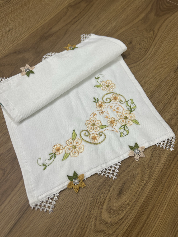 1 adet 30x50 cm el emeği iğne oyası mutfak havlusu