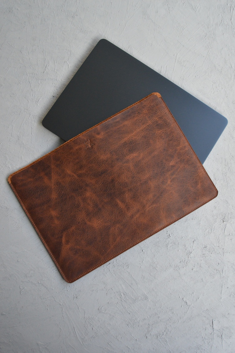 Hakiki Deri MacBook 13 inç Kılıf - Frisco Deri Laptop Kılıfı (33,5 x 23,5 cm)