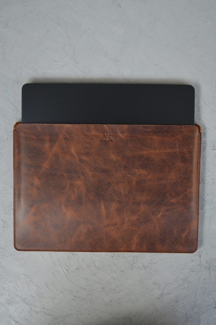 Hakiki Deri MacBook 13 inç Kılıf - Frisco Deri Laptop Kılıfı (33,5 x 23,5 cm)