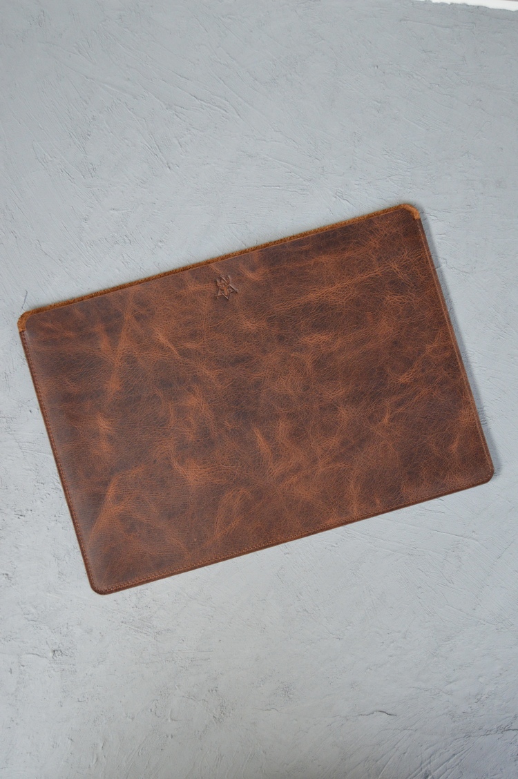 Hakiki Deri MacBook 13 inç Kılıf - Frisco Deri Laptop Kılıfı (33,5 x 23,5 cm)