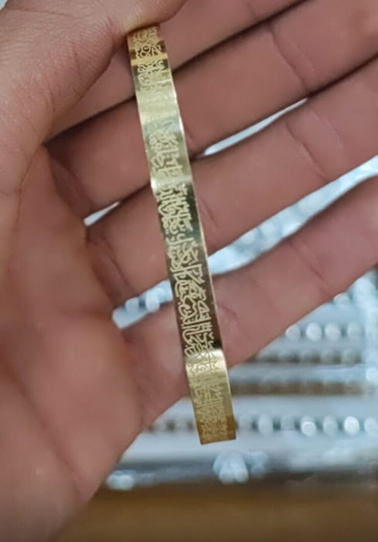 Ayetel kürsü bileklik kelepçe