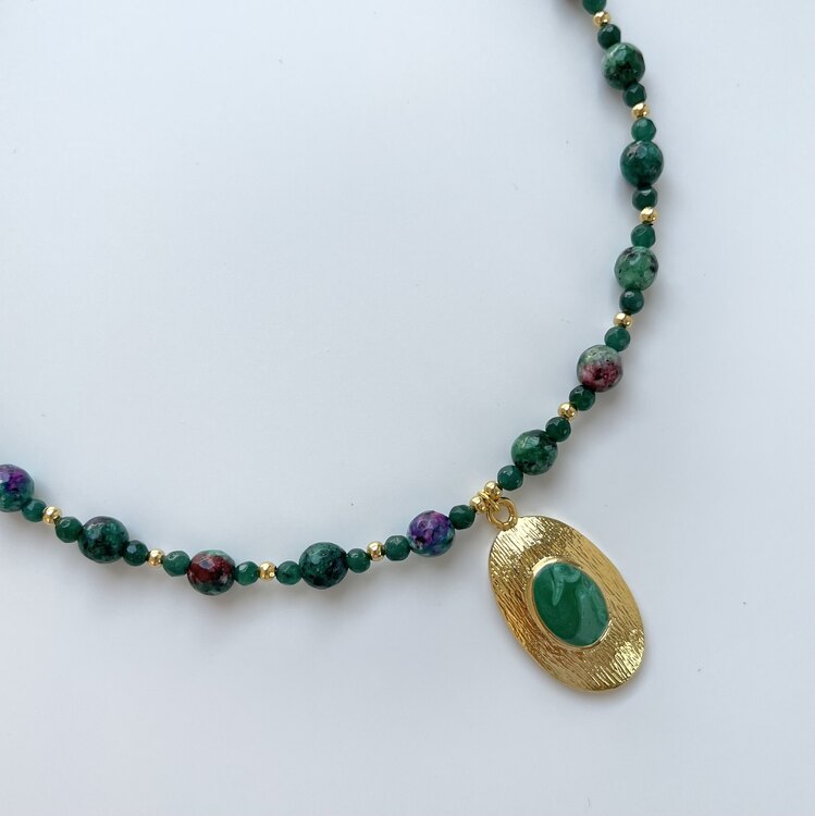 Blazon Necklace 