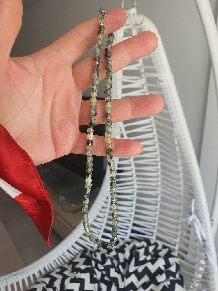 prehnite kolye