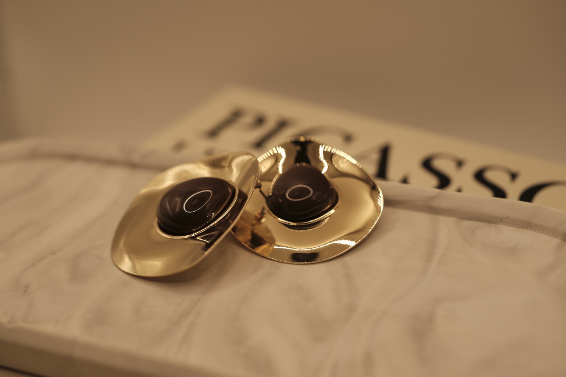 Chocolate Golden Plate