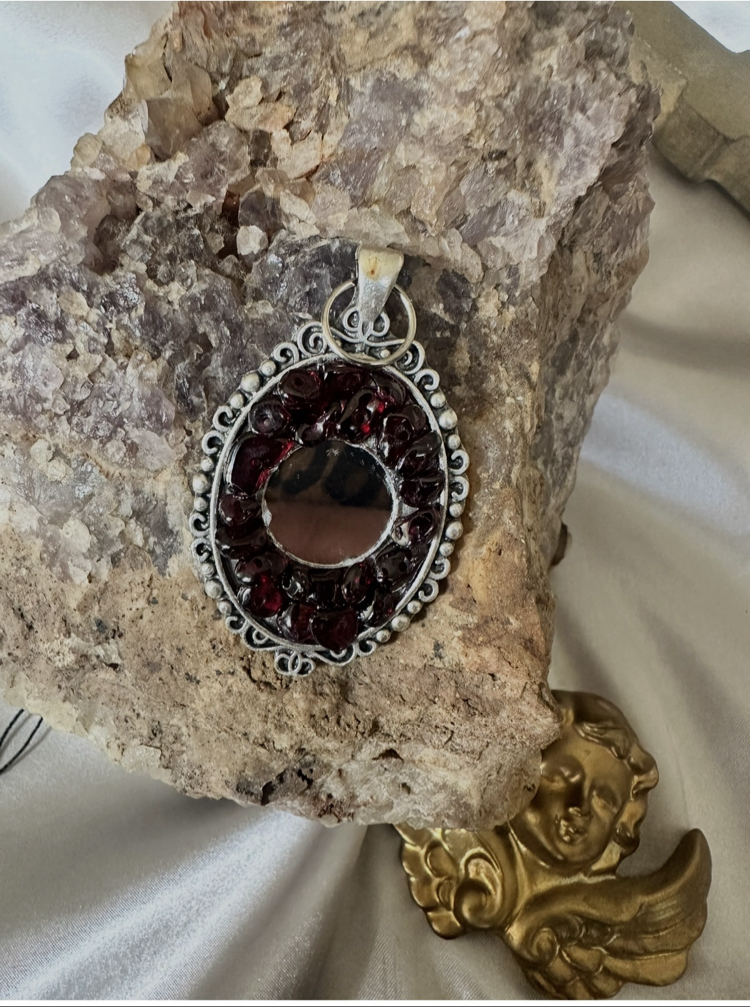 Garnet taşlı Ayna kolye