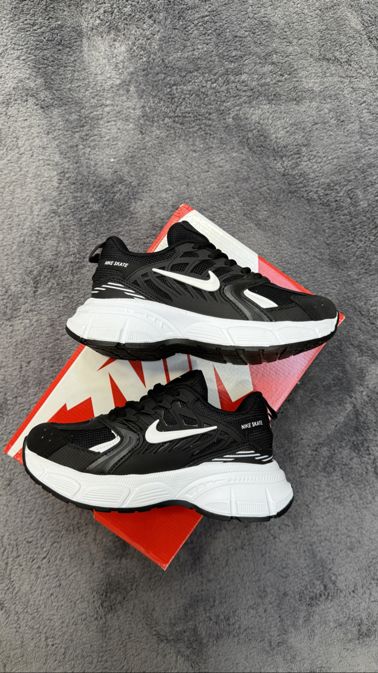 Nike Skate Women (36/40)