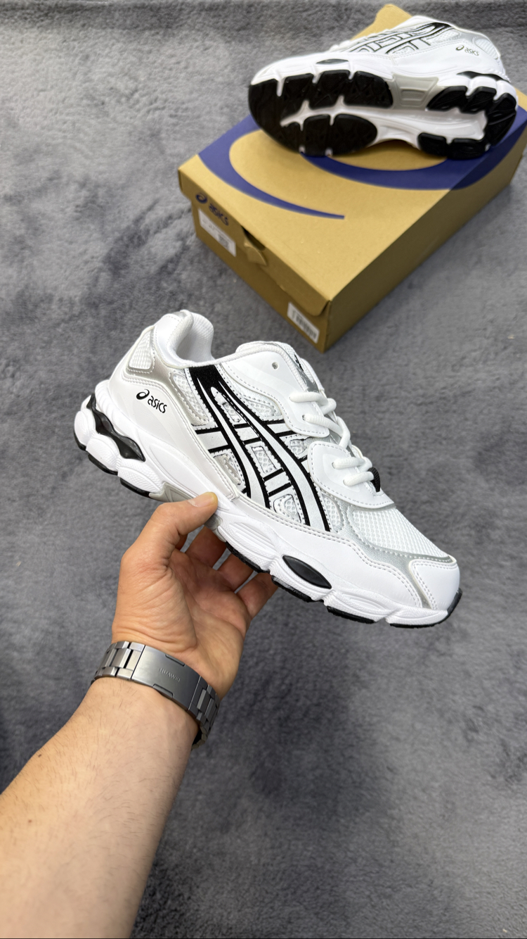 Asics Beyaz Siyah Erkek