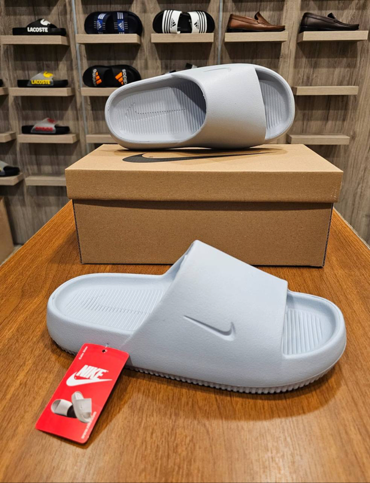 Nike Slide Calm (40-45)