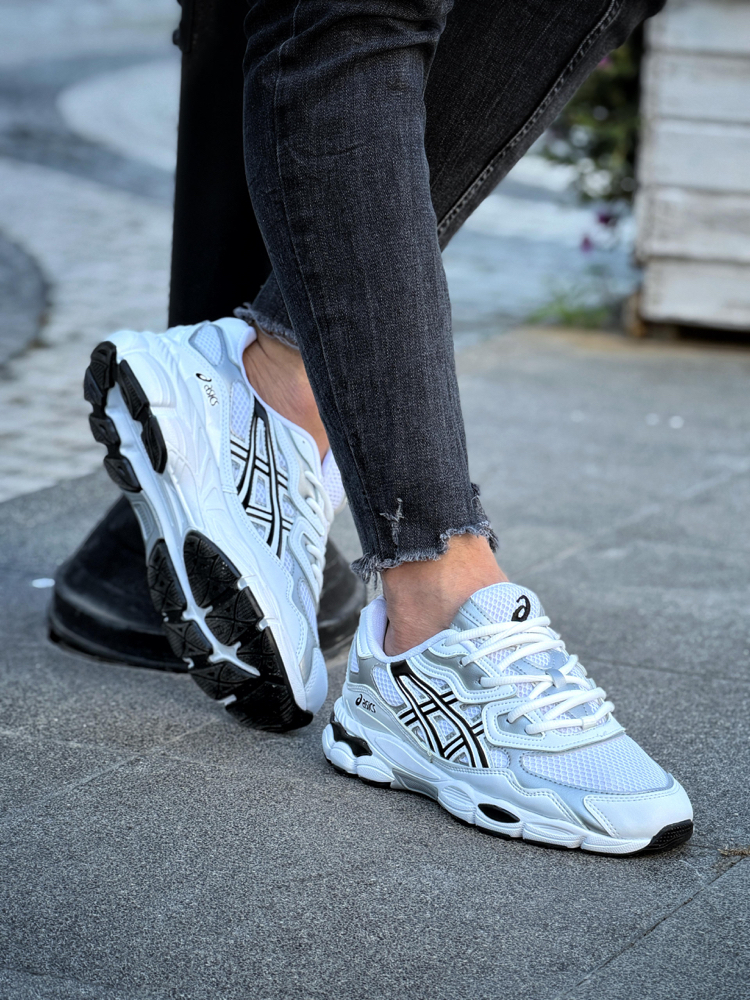 Asics Beyaz Siyah Erkek