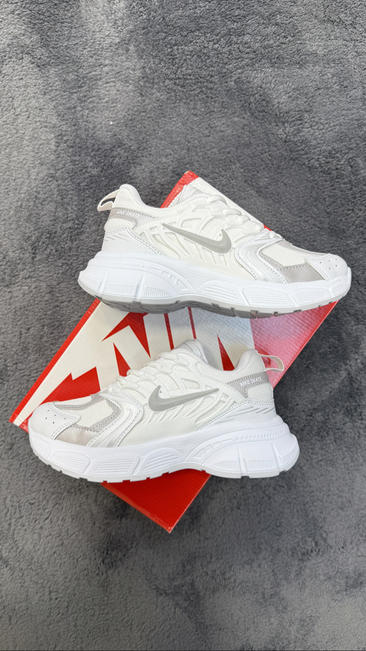 Nike Skate Women (36/40)