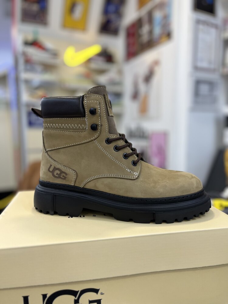 UGG BOT BEJ