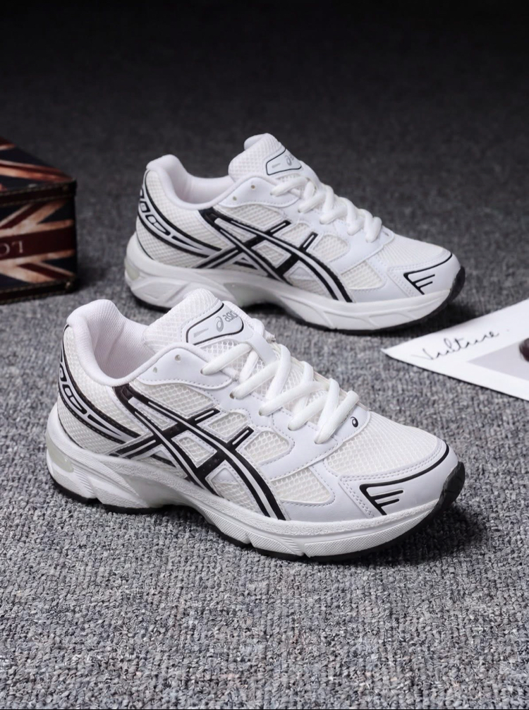 Asics Beyaz Siyah (36/40)