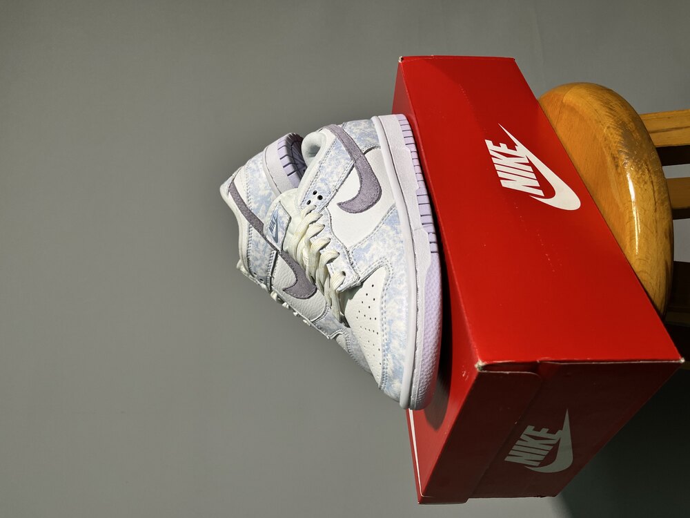 Dunk Low Purple Pulse (37-40)