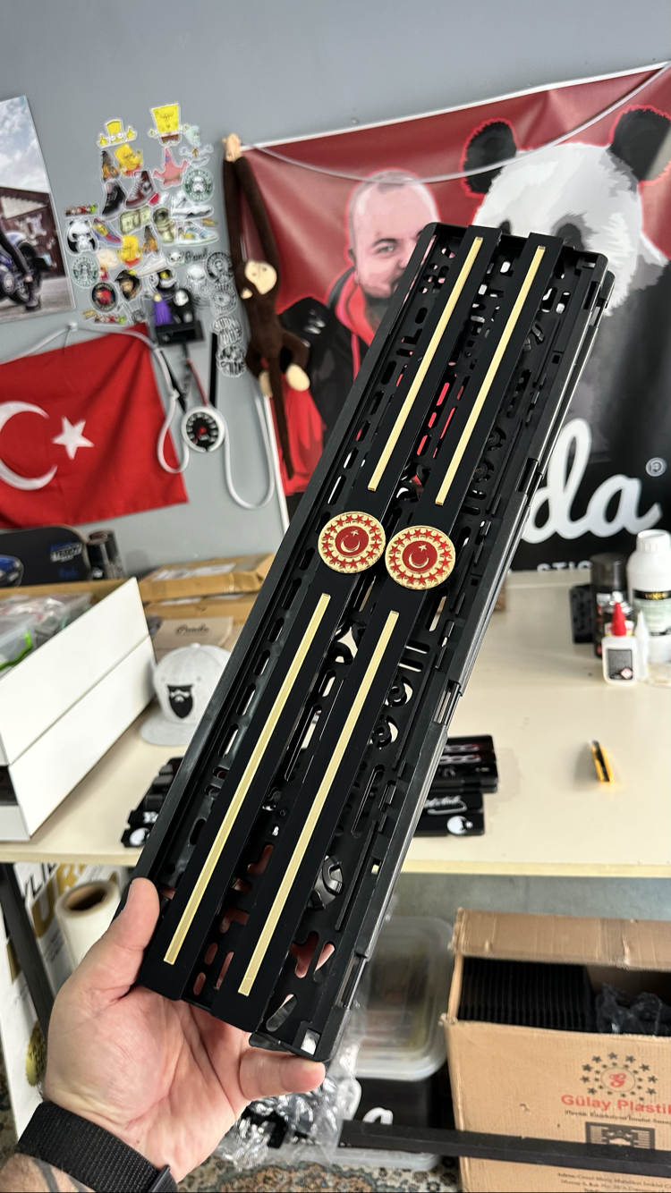 Türk Bayrağı Cumhurbaşkanlığı Forsu Plakalık