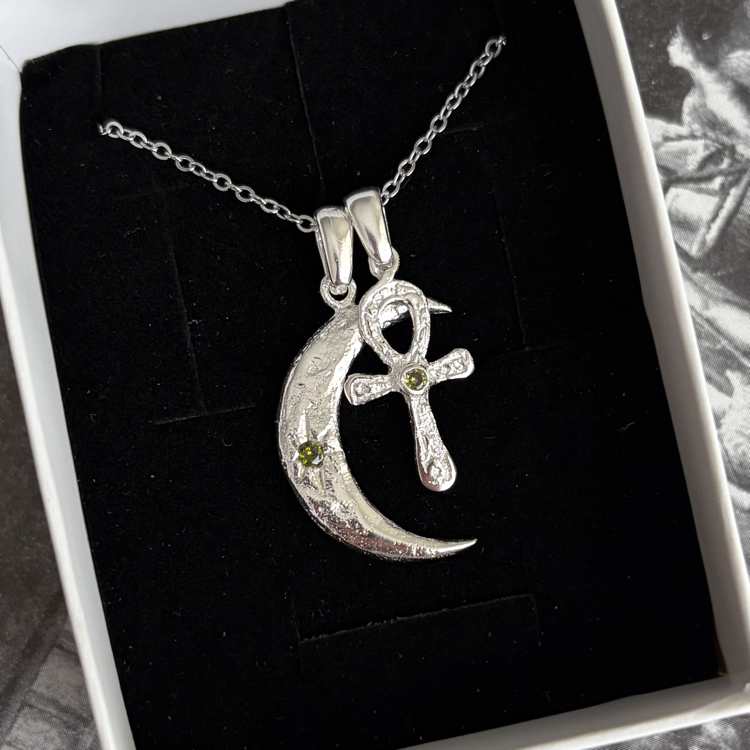 Ay | Ankh (yağ yeşili) Charm Kolye