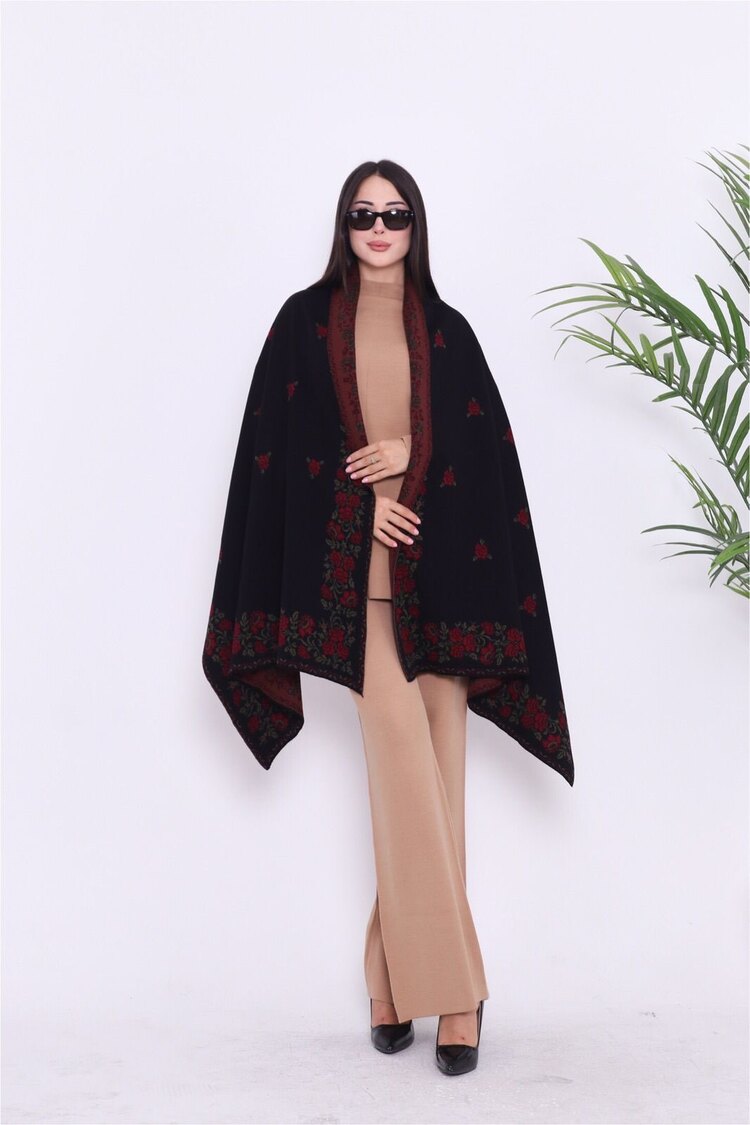 Güllü model omuz şalı siyah-bordo