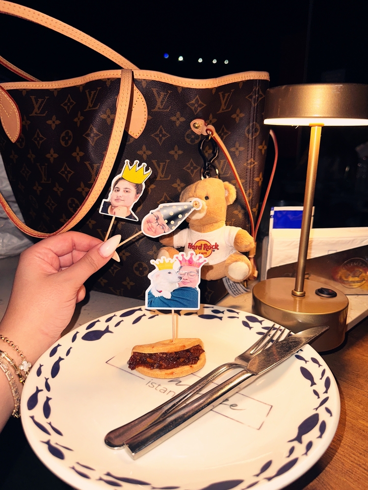 Doğum Günü Pastası Tekli Sticker