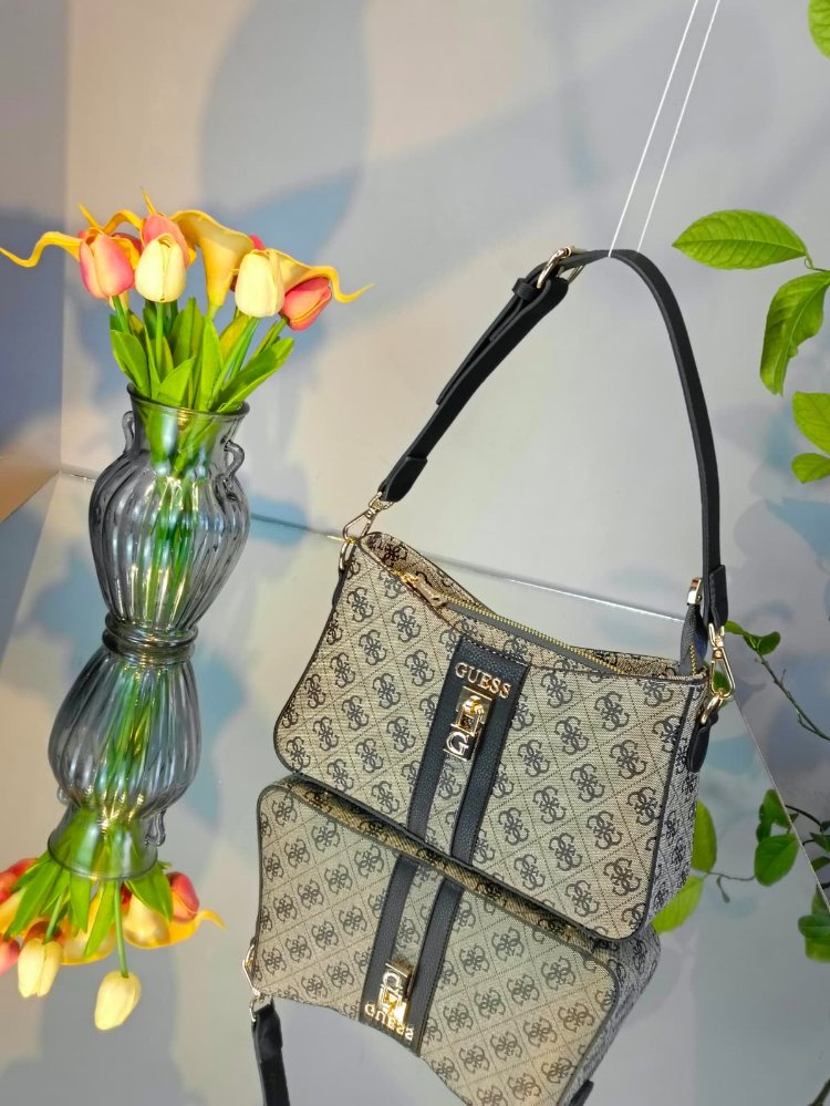 Guess ginevra