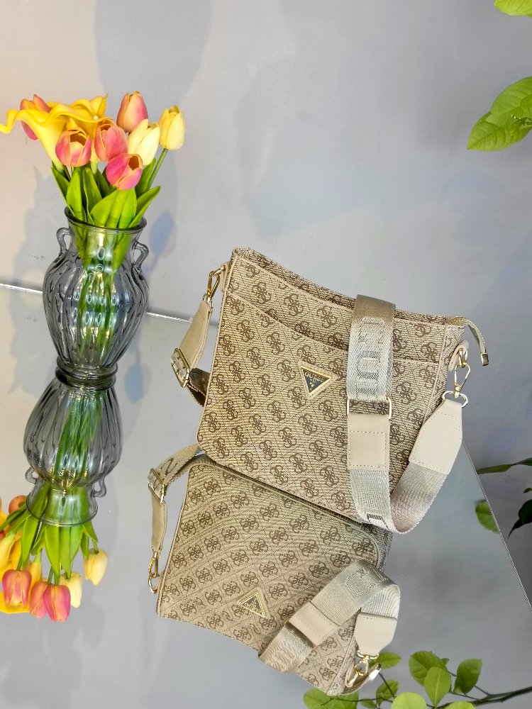 Guess Postacı