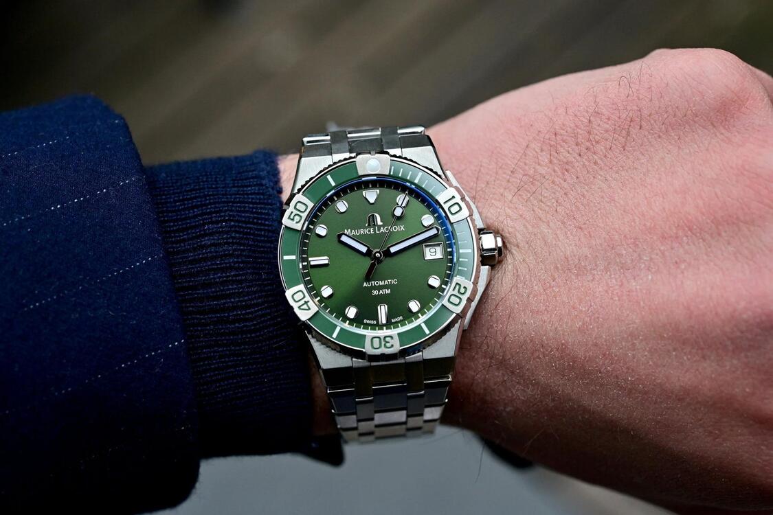 Maurice Lacroix Aikon AI6057-SSL52-630-1 Automatic Erkek Kol Saati