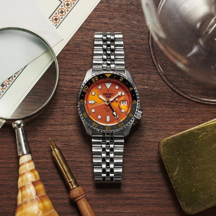 Seiko 5 Sports Otomatik GMT SSK005K1 Erkek Kol Saati