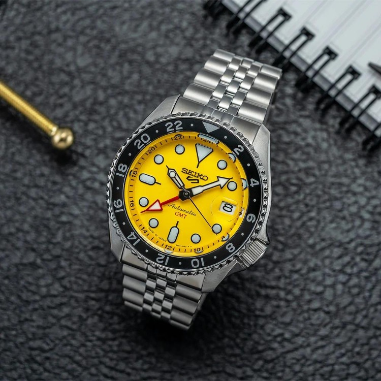 Seiko 5 Sports Otomatik GMT SSK017 Erkek Kol Saati SSK017J1