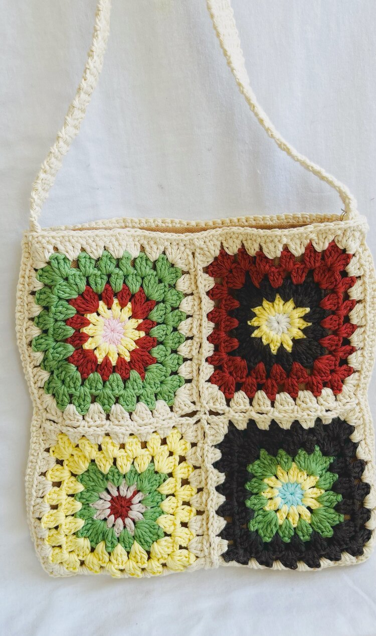 Motif omuz çantası